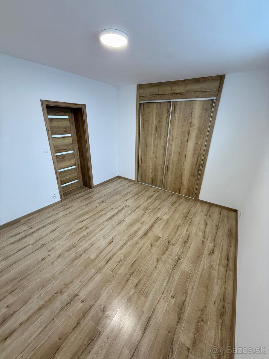 NA PREDAJ 5-izbový BUNGALOV - 8