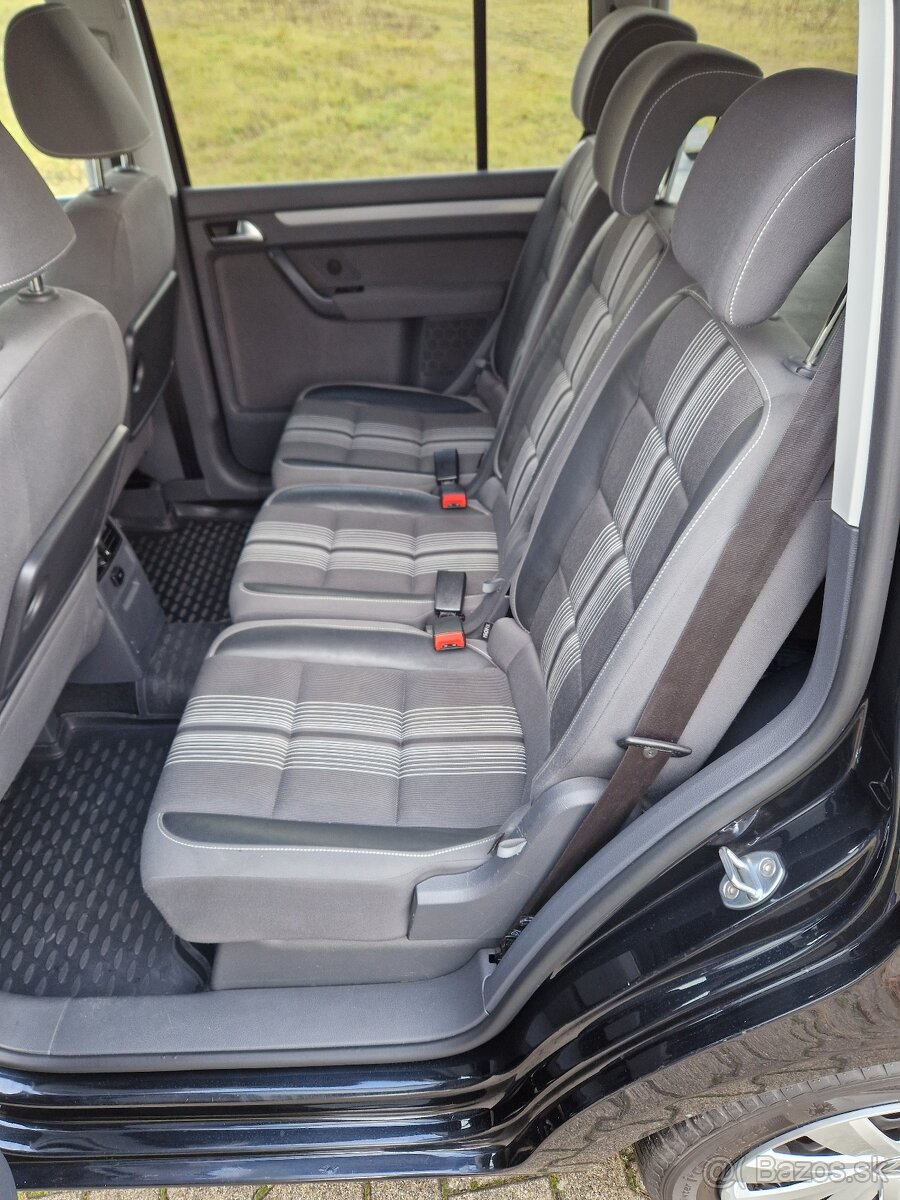 Touran 2.0 TDI 103kw výbava Match - 8