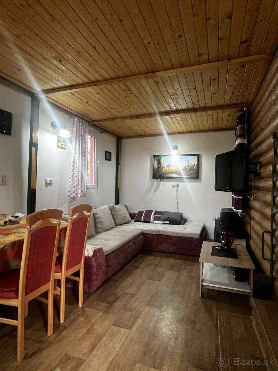 PREDAJ - CHATKA nad priehradou Lipovina - 8
