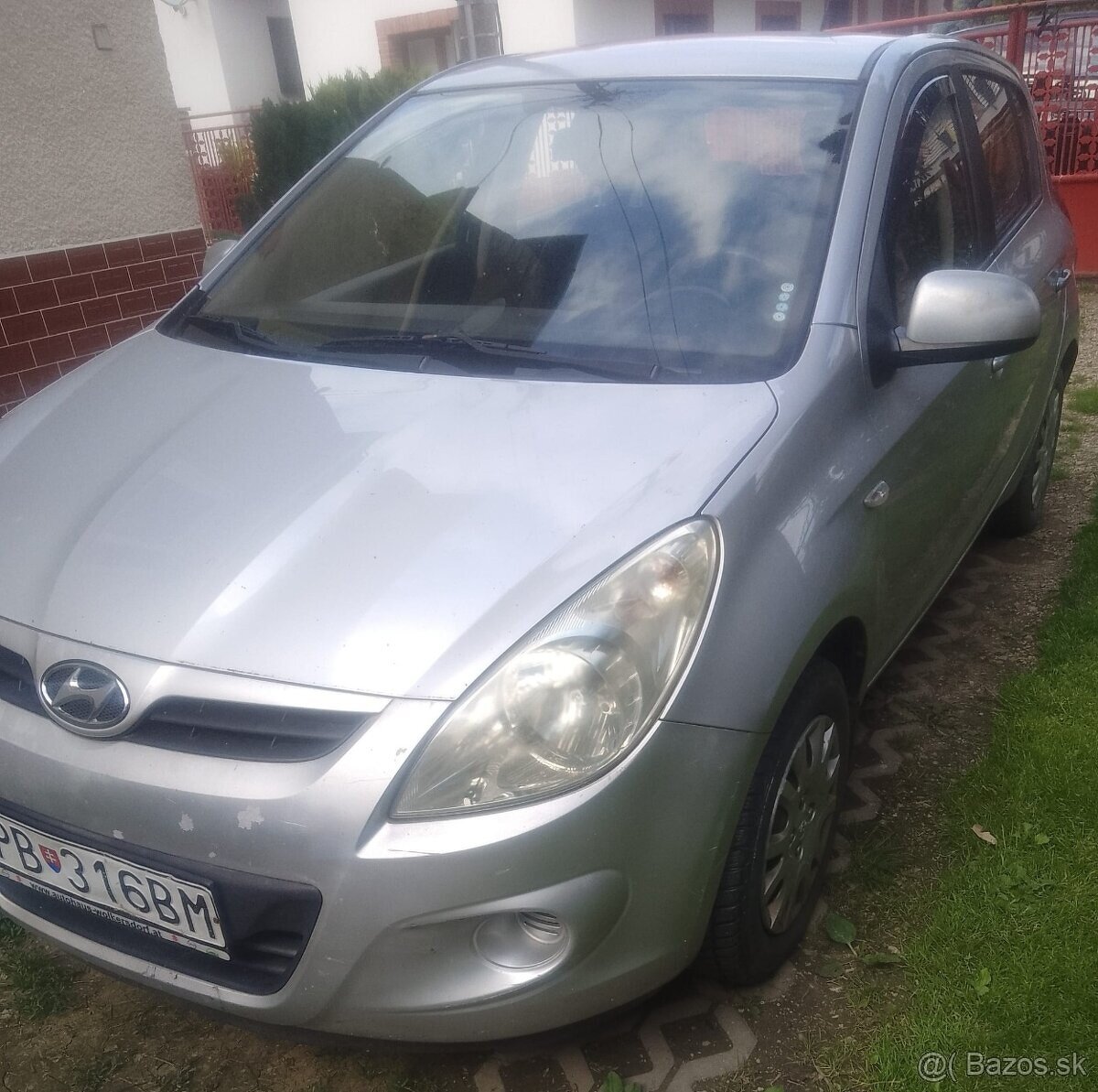 Hyundai i20 rv 2010 benzín 1,2 - 8