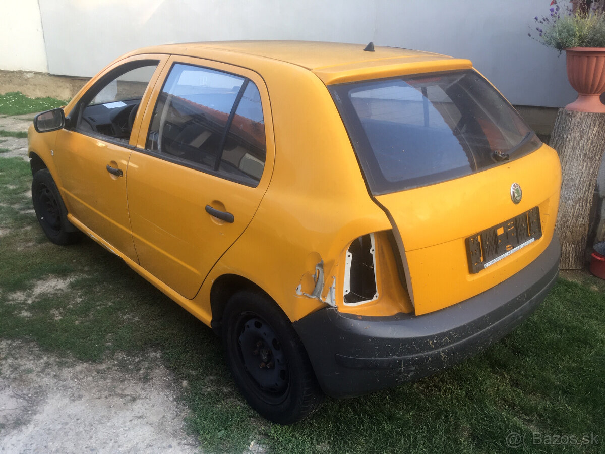 Skoda Fabia - 8