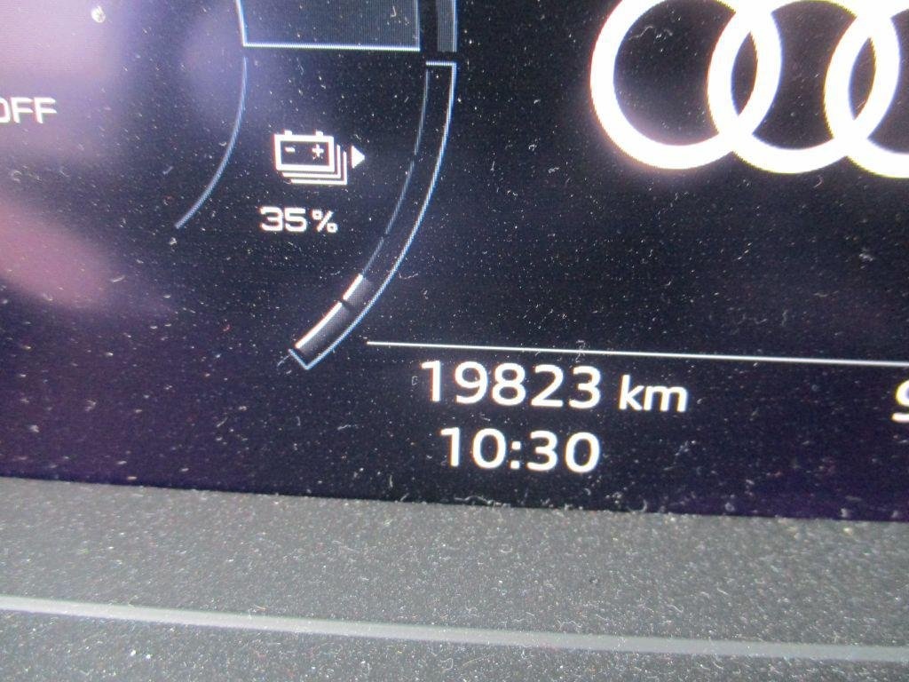 AUDI Q4 e-tron 45 S-Line odpočet DPH - 8