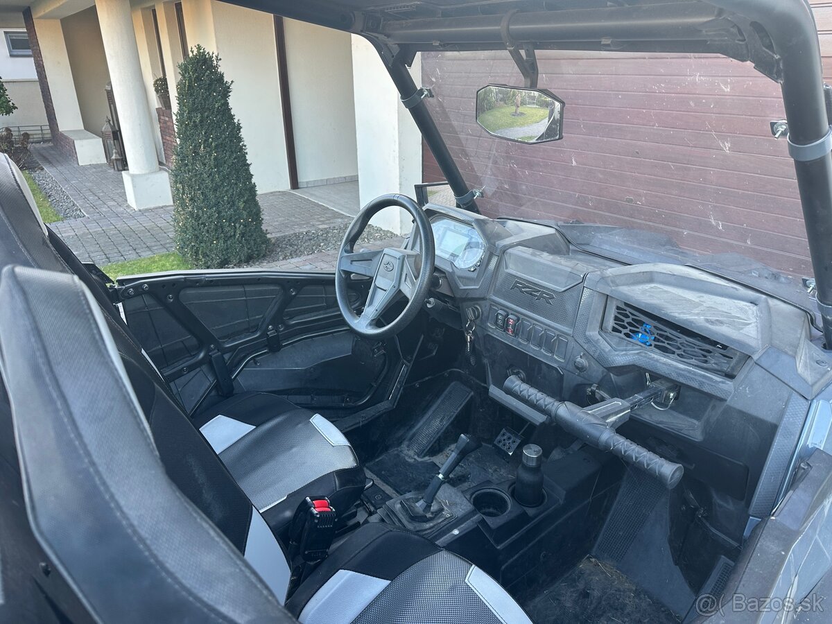 Polaris RZR XP 1000 - 8