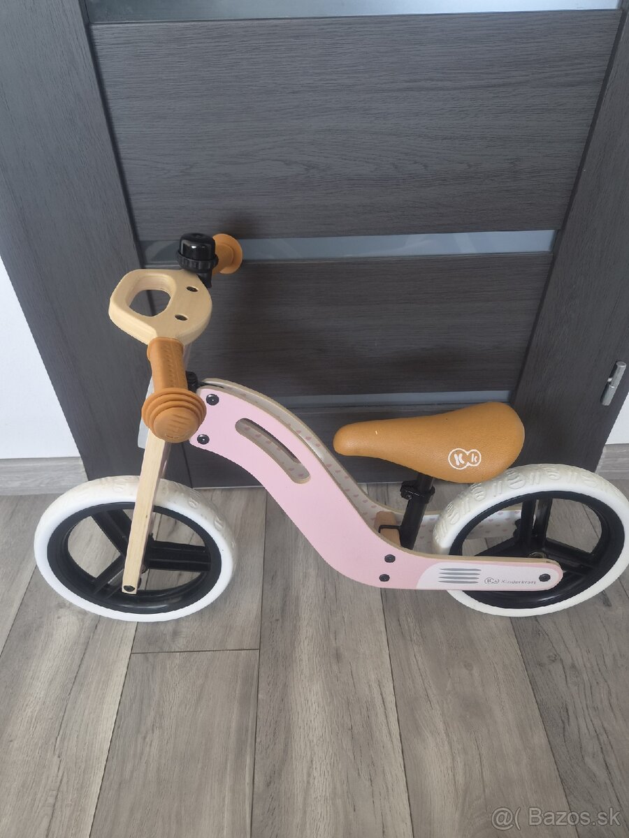 Odrážadlo Kinderkraft ružové - 8