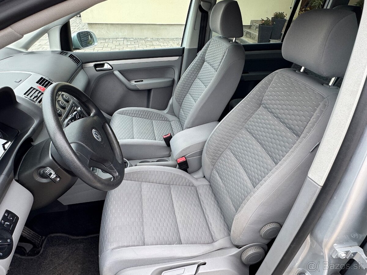 Volkswagen Touran 1.6 Trendline - 8