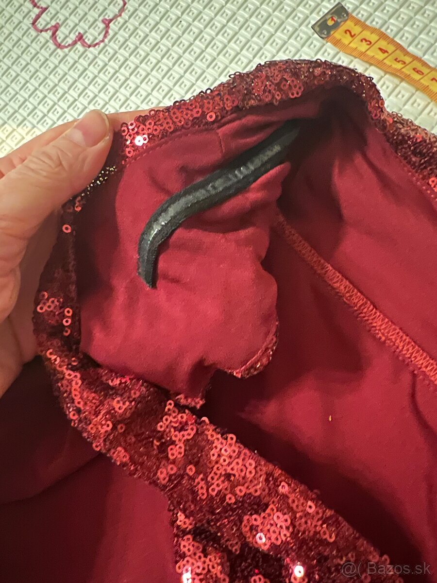 Plesove saty s flitrami - 8