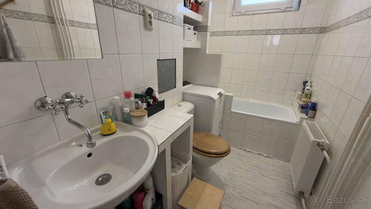 NA PREDAJ: 2i byt po rekonštrukcii Podbrezová - Štiavnička - 8