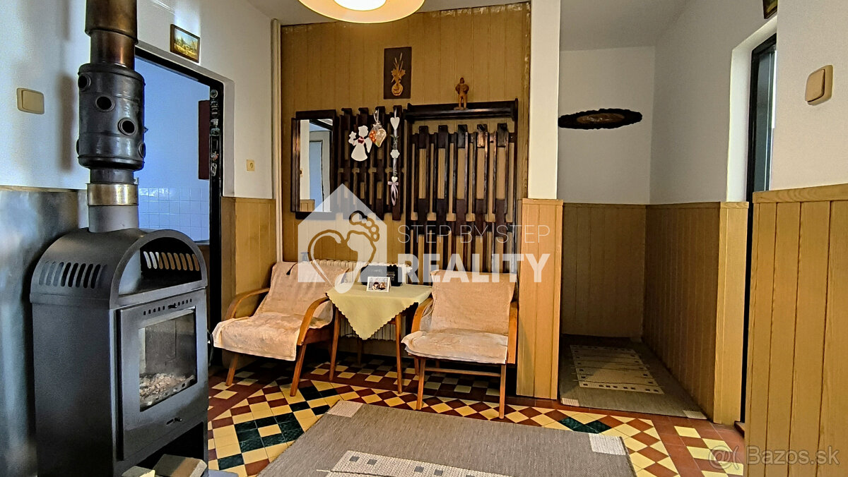 Na predaj priestranný rodinný dom s garážou v Považskej Tep - 8