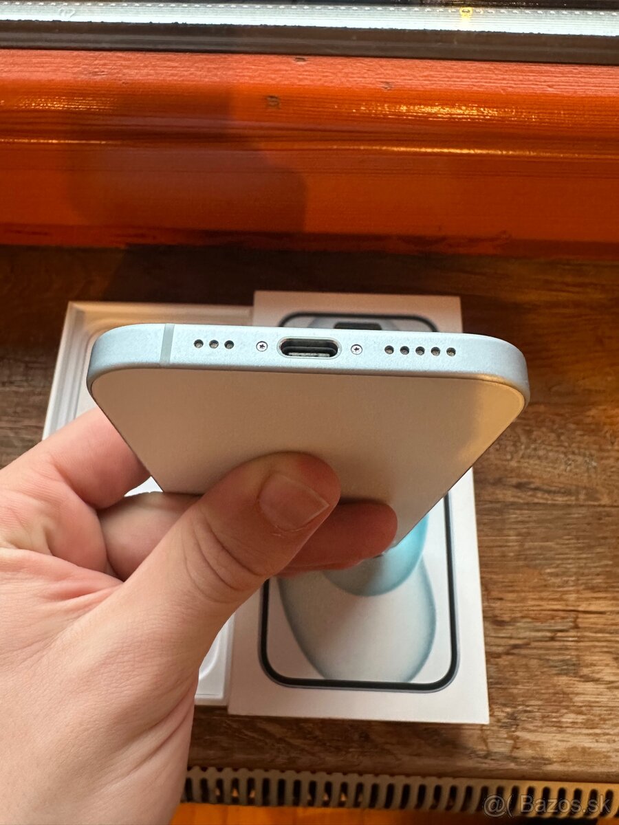 🍎 iPhone 15 128GB - 8