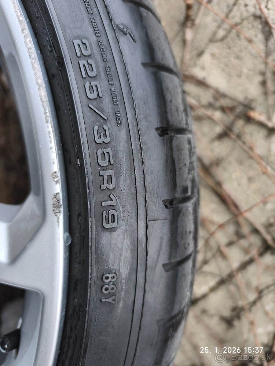 225/35 R19 letna sada na diskoch - 8