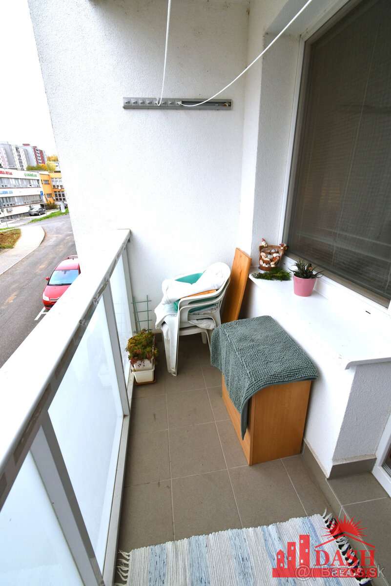 Na predaj 3 izbový byt s lodžiou, 77 m2, Trenčín ul. Halalov - 8