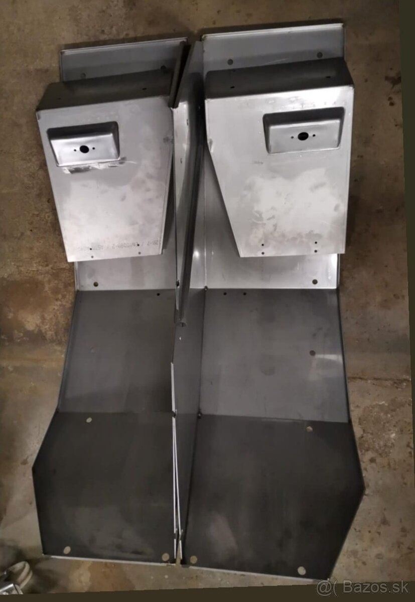 PREDAM ZADNE BLATNIKY TRAKTOR ZETOR - 8