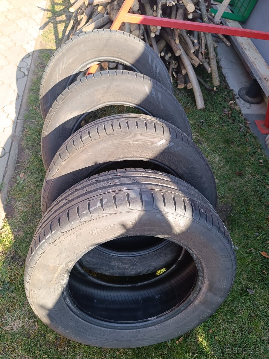 Pneumatiky letné 255/60R18 + disky - 8
