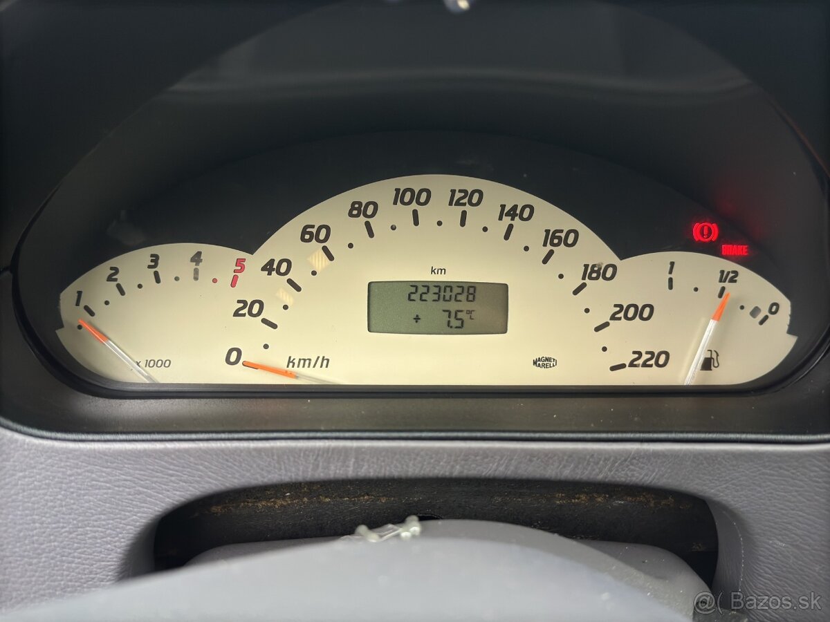 Mercedes-Benz A trieda 170 CDI Avantgarde - 8