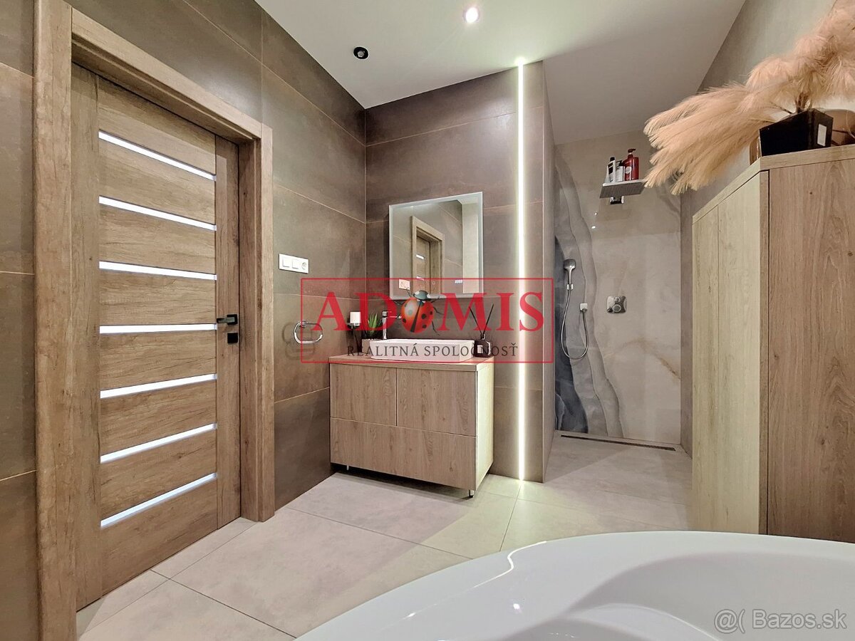 ADOMIS - predám veľký bungalov 146m2 Košice-Šaca 541m2, všet - 8