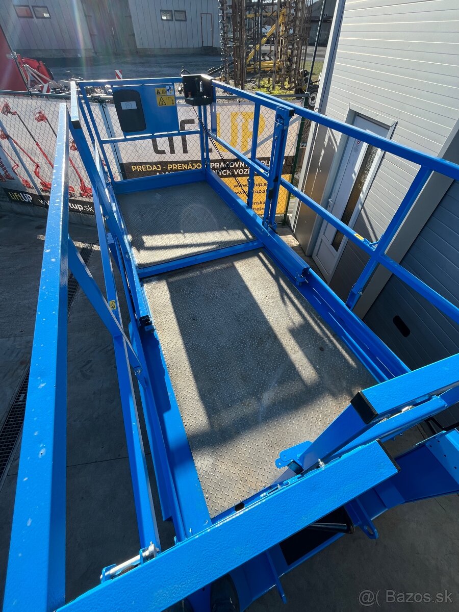 Pracovna plošina Genie GS2668 RT 4x4 Generátor - 8