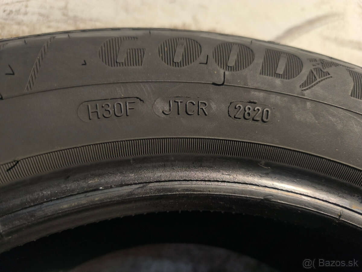 205/55 R16 Celoročné pneumatiky Goodyear 4 Season 4 kusy - 8