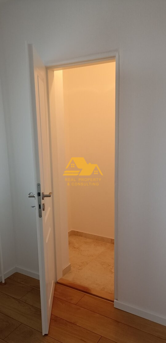 Prerobený 2 izbový byt s balkónom v Nových Zámkoch - 8