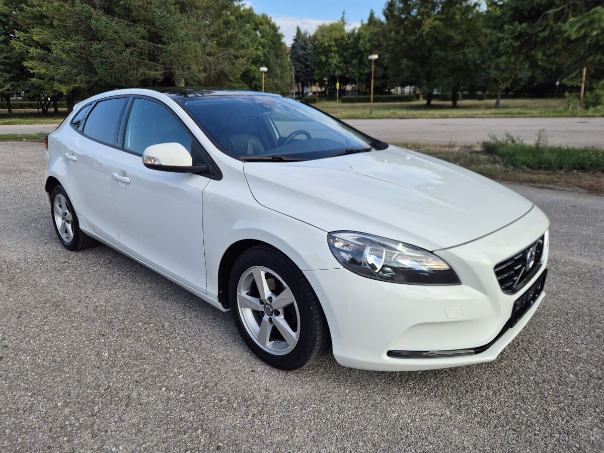 Volvo V40 D4 - 8