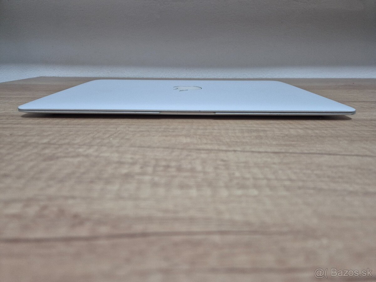 MacBook Air (13-inch, 2015) /Intel Core i5/4GB RAM/128GB SSD - 8