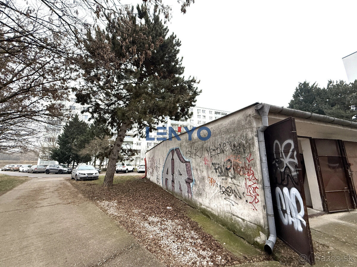 Na predaj Garáž na ul.Mostová v Šali - 8