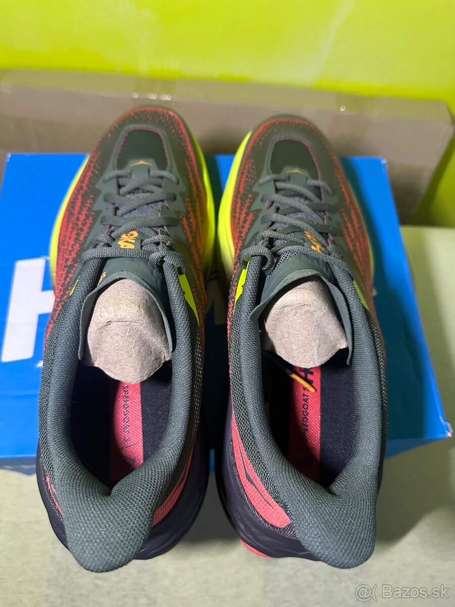 Bezecke tenisky Hoka Speedgoat 5 - 8