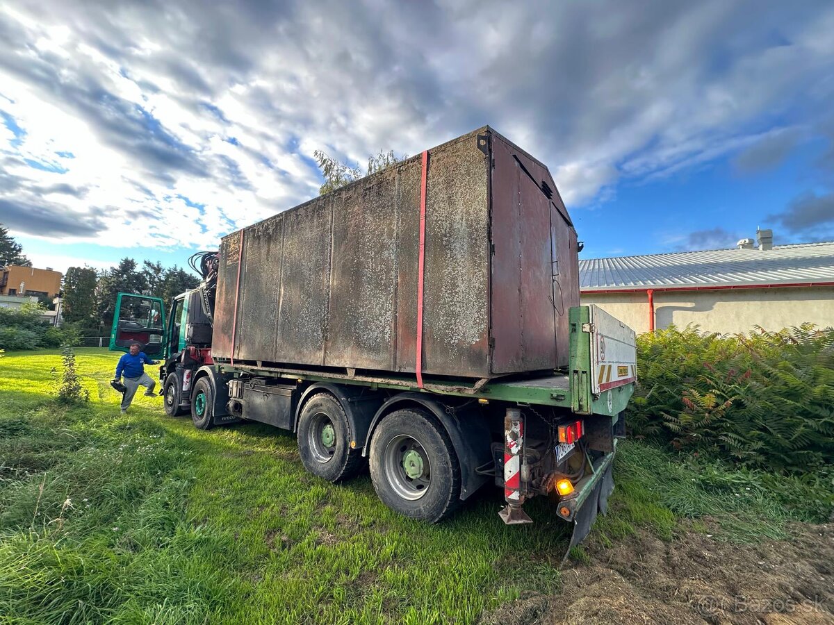 Plechová Garáž - 8