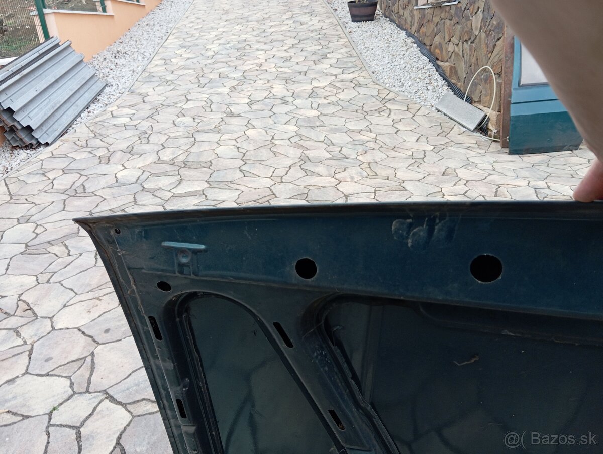 Škoda favorit kapota - 8