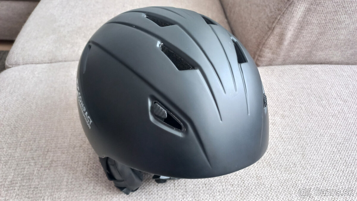 Predám lyžiarsku prilbu Relx Wild black - 8