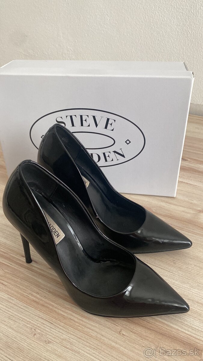 Lodicky Steve Madden c. 38 - 8