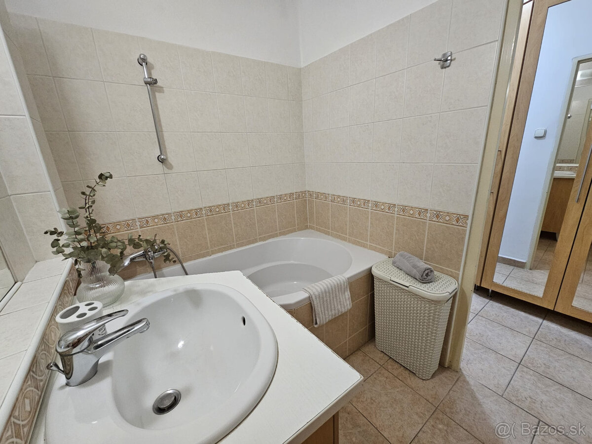 RESERVED - Prenájom bytu 2-izbový bez realitky - Astrova - 8