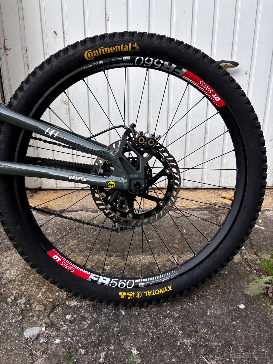 Commencal Supreme Ohlins Edition - 8