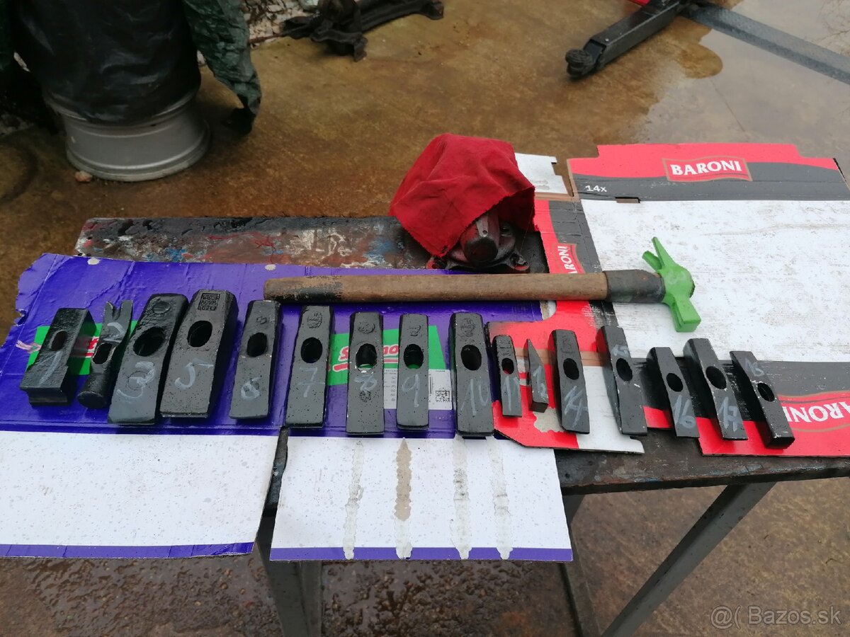 Sekery, štiepačky, kliny, kladiva - 8