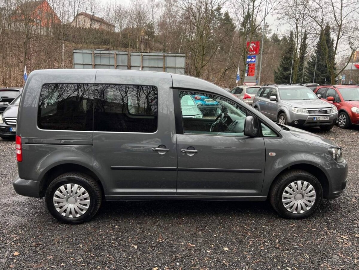 VW Caddy 1.2 TSI 77 kW 2x šoupačky 2011 klima serviska - 8