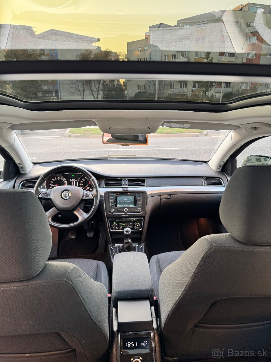Škoda Superb Combi Facelift 2015, 2.0 TDI 6-st. manual - 8