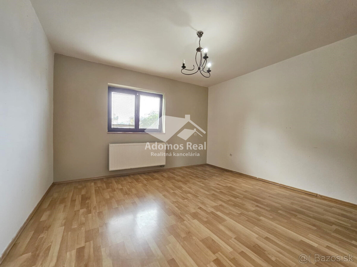 7-IZBOVÝ RODINNÝ DOM S BAZÉNOM - SEČOVSKÁ POLIANKA - 8