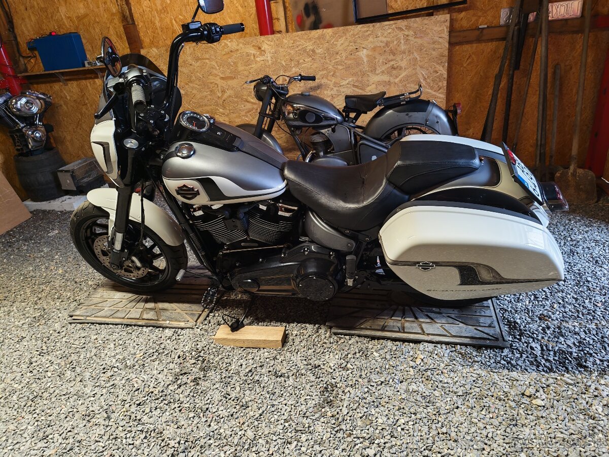 Harley davidson sportglide 2021 - 8