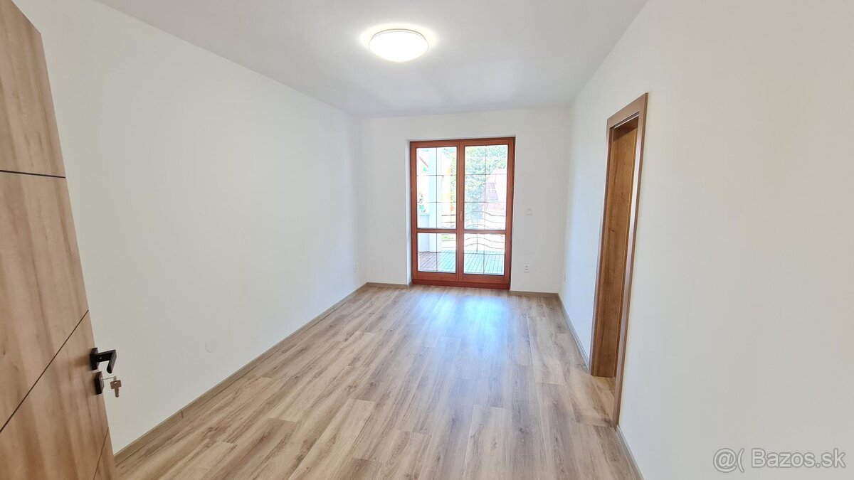 Moderné komerčné priestory, od 10m2 do 17m2 Rajecké Te - 8