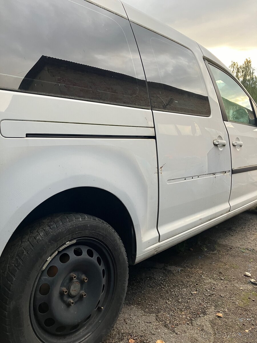 Rozpredam vw Caddy maxi 2013 1.6 bifuel CHGA - 8