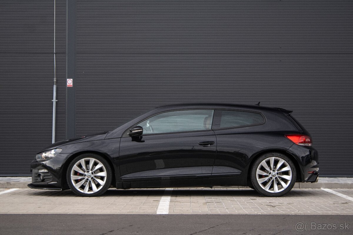 Volkswagen Scirocco 2.0 TSI DSG - 8