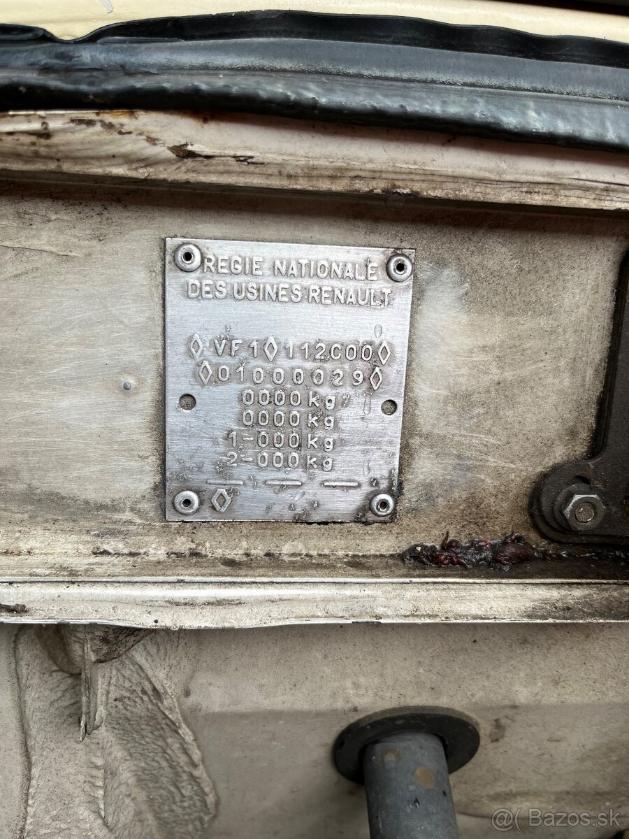 Renault R4 / 112C - 8