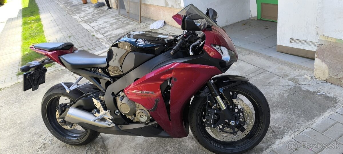 HONDA CBR 1000 RR - 8