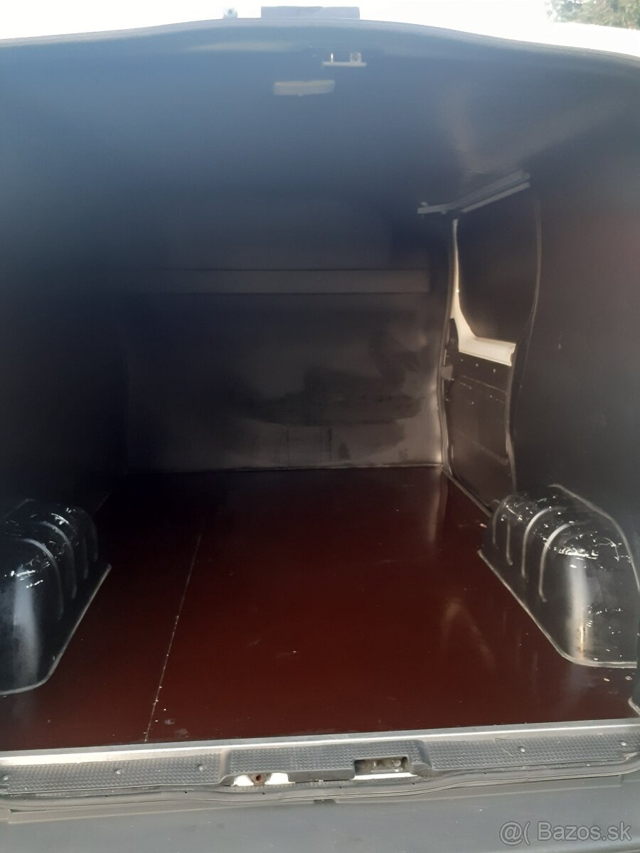 Renault Trafic - 8