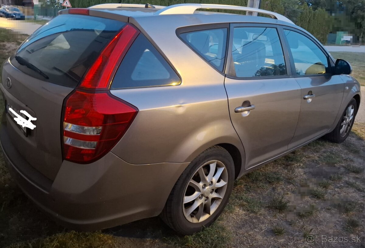 Kia Ceed 1.6 crdi kombi - 8
