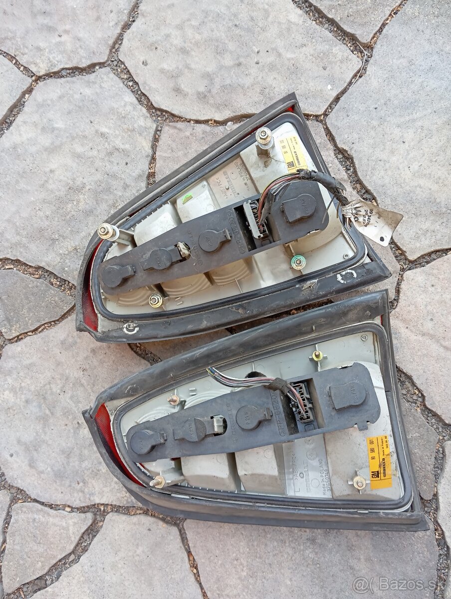 Zadné svetlá Opel Vectra b - 8
