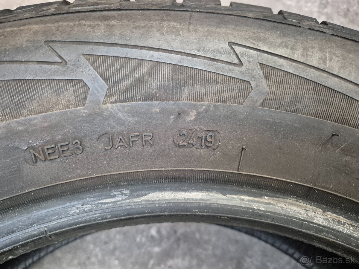 215/65 r17 zimné 4 ks GOODYEAR dezén 8,3 - 7,1 mm - 8