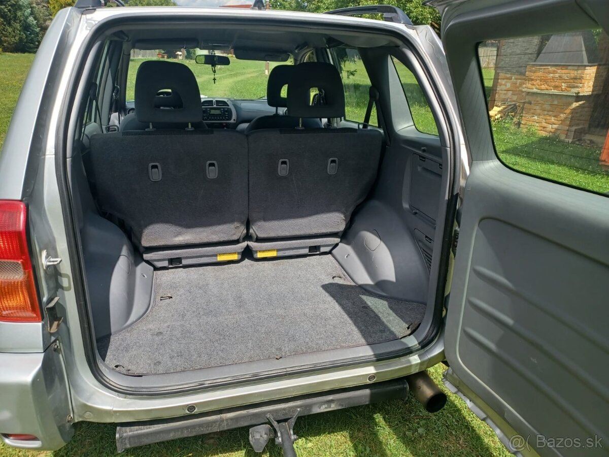toyota rav4 - 8