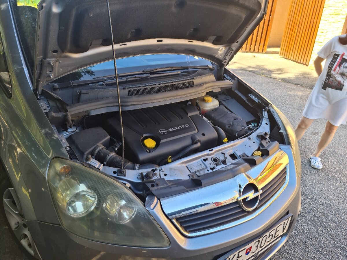 Opel Zafira - 8