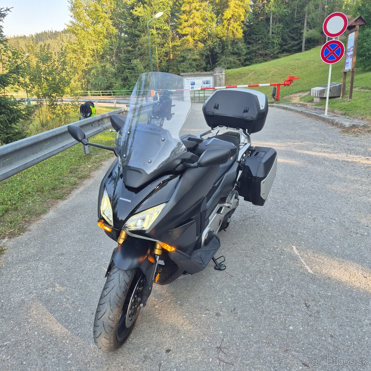 Honda forza 750 - 8