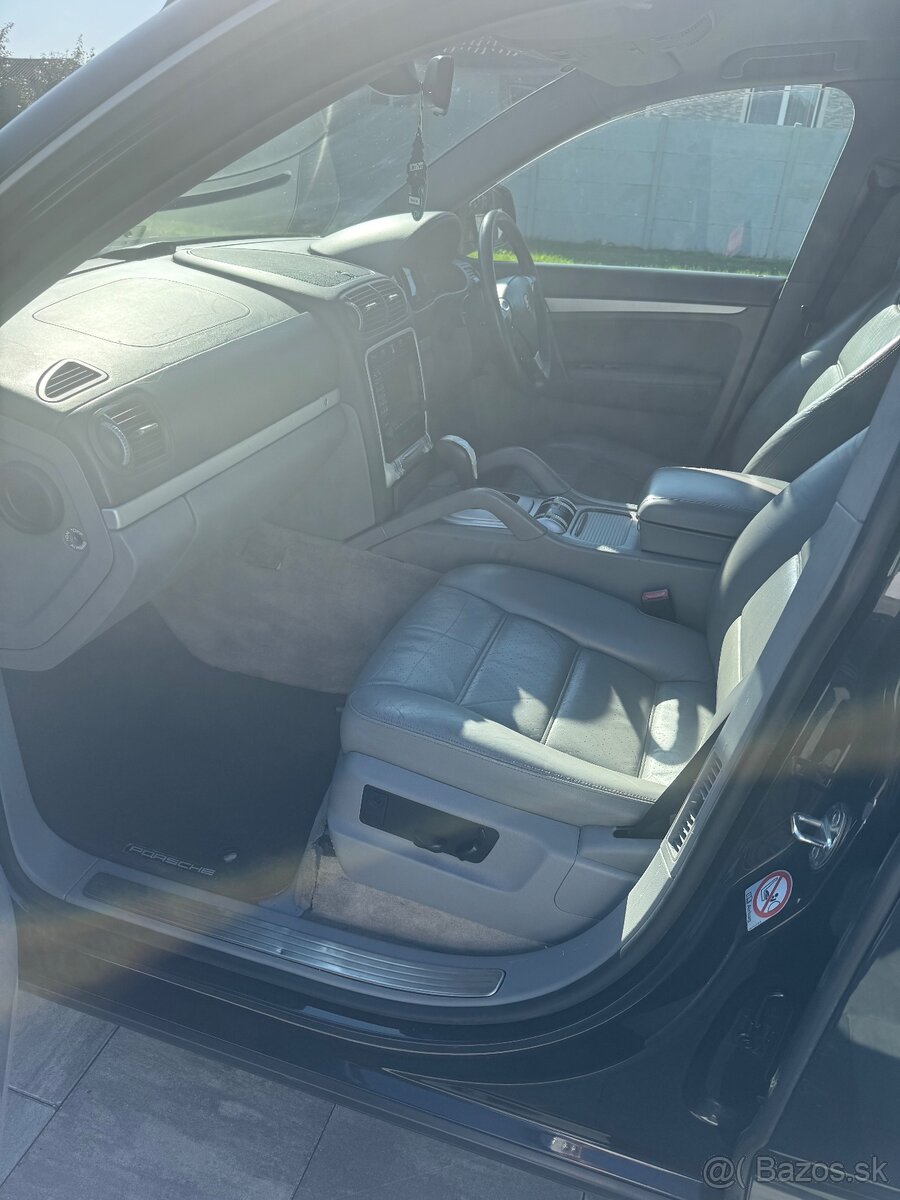 Porsche Cayenne 3.2 R6 dovoz gb - 8
